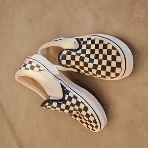 Kids slip on vans